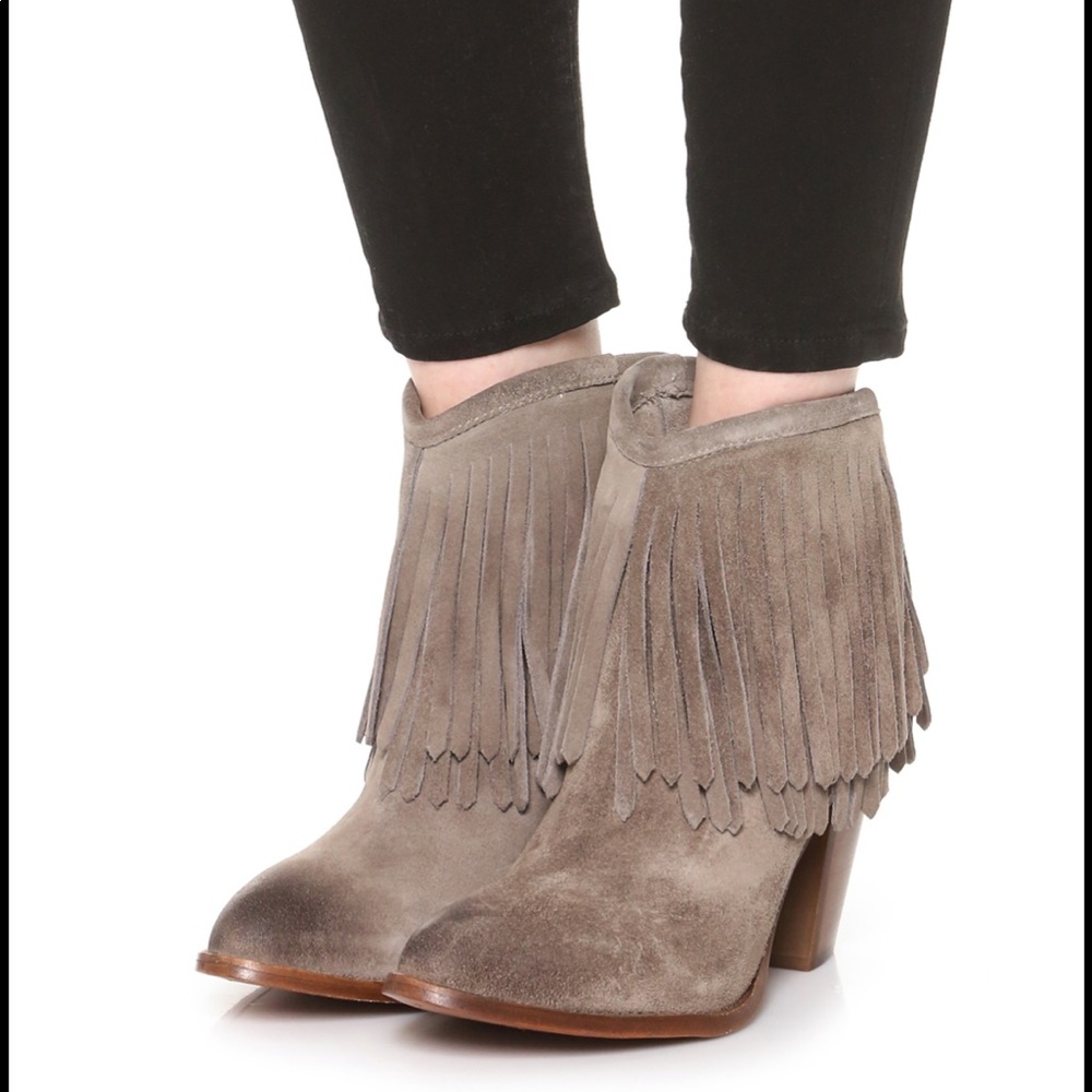NWT Frye Llana Fringe Bootie - Picture 16 of 16